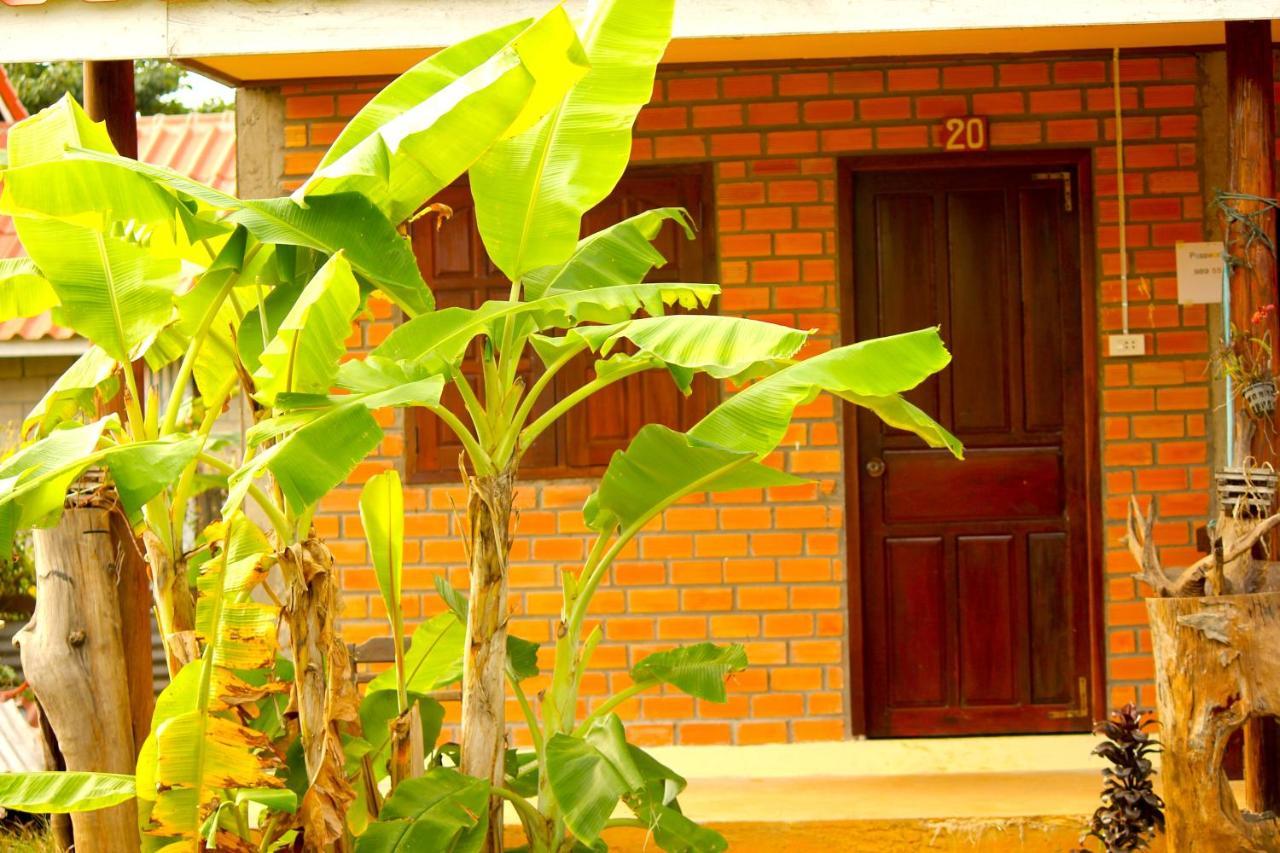 Sabaidee Guesthouse & Restaurant Nam Theun Екстериор снимка