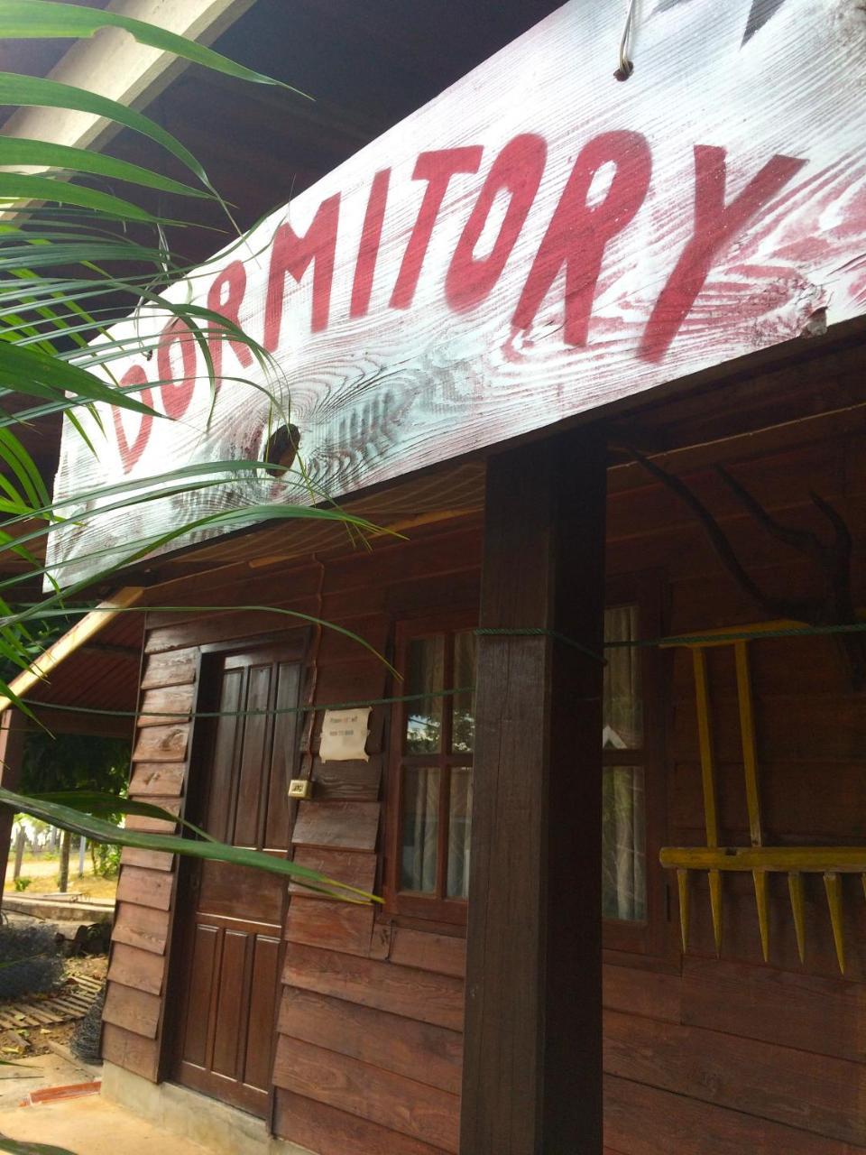 Sabaidee Guesthouse & Restaurant Nam Theun Екстериор снимка