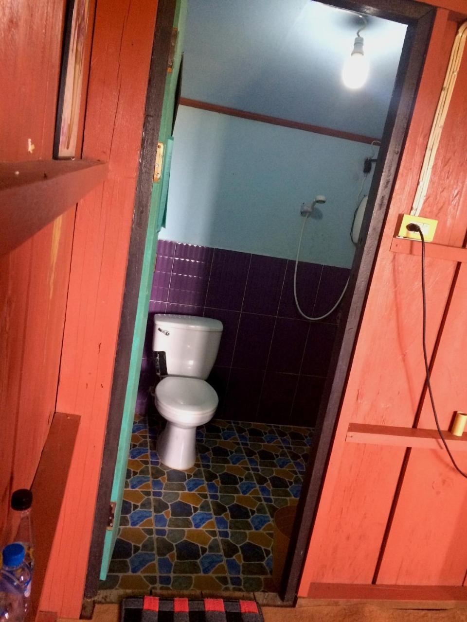 Sabaidee Guesthouse & Restaurant Nam Theun Екстериор снимка