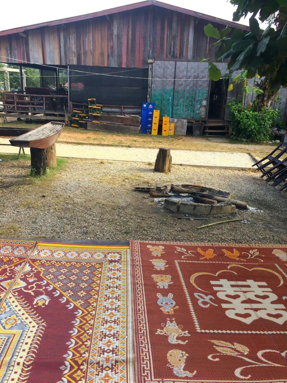Sabaidee Guesthouse & Restaurant Nam Theun Екстериор снимка