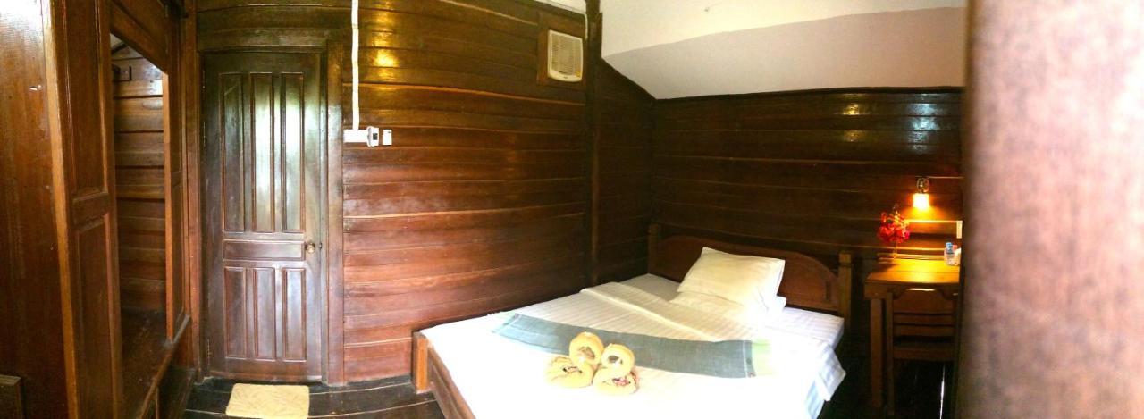 Sabaidee Guesthouse & Restaurant Nam Theun Екстериор снимка