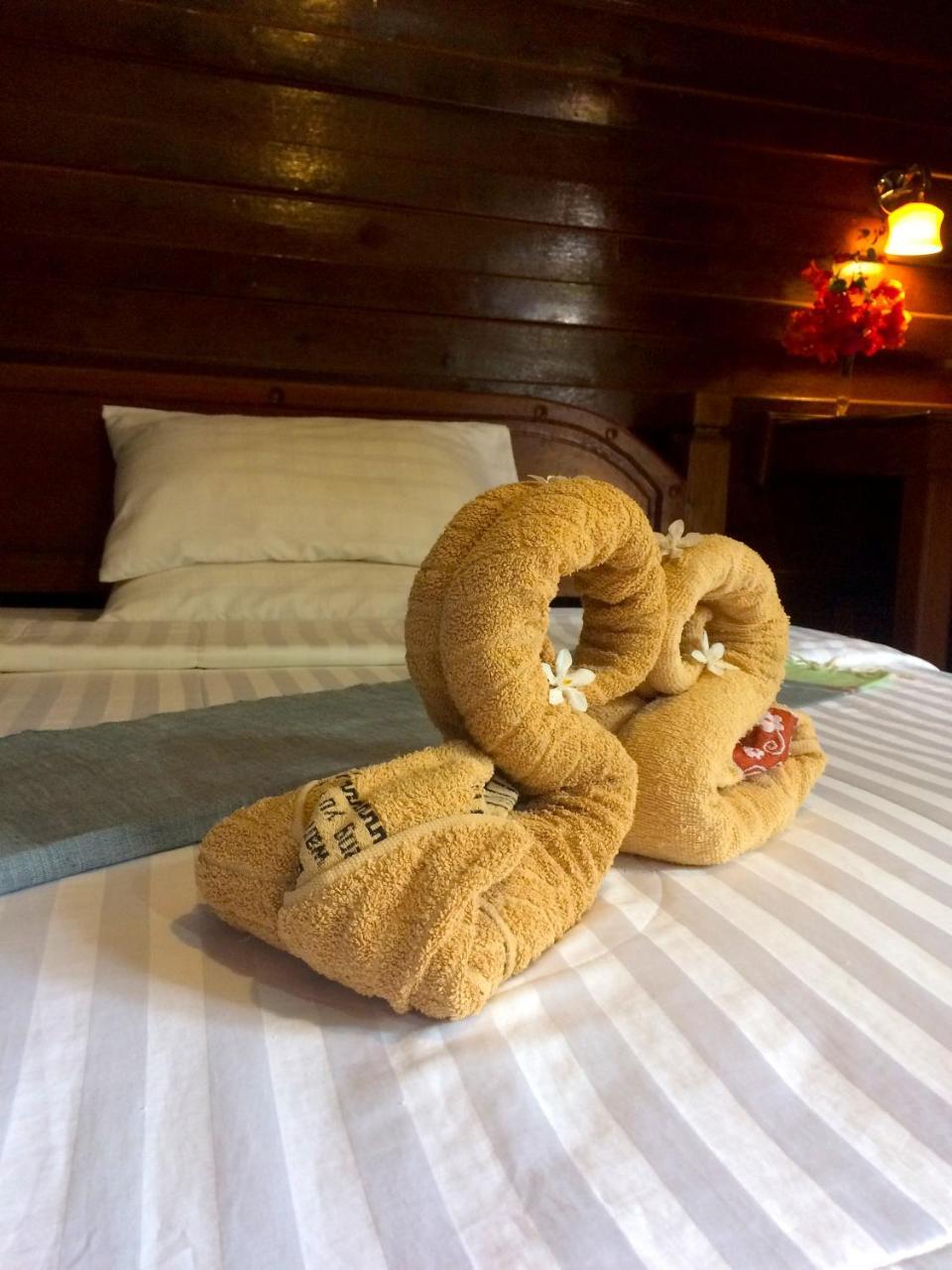 Sabaidee Guesthouse & Restaurant Nam Theun Екстериор снимка